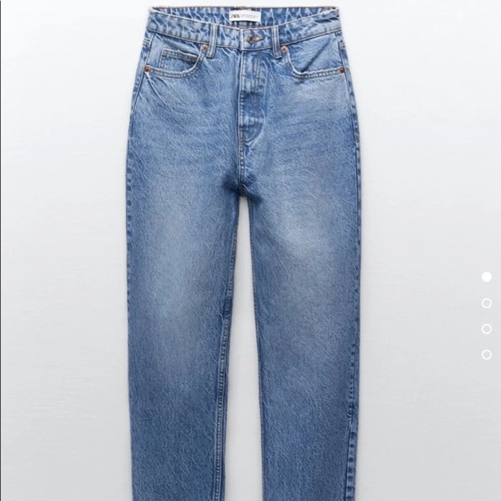 Zara Mom Fit Jeans